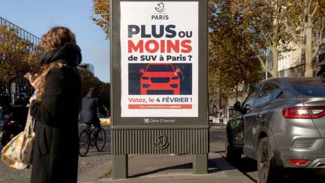 Publicidad sobre el referéndum de los SUV en París