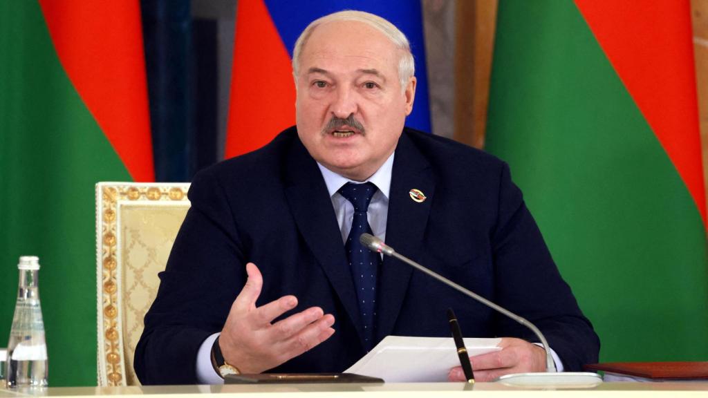 Imagen de archivo del presidente bielorruso, Alexander Lukashenko, en San Petersburgo en enero de 2024.