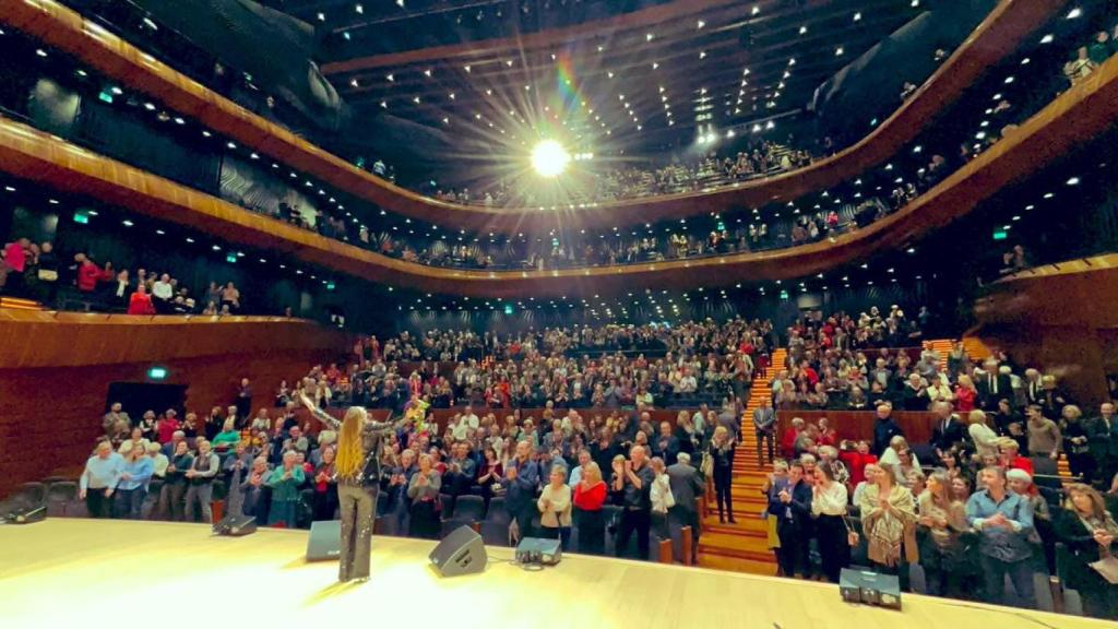 María Toledo durante su concierto en Polonia. Foto: X de María Toledo