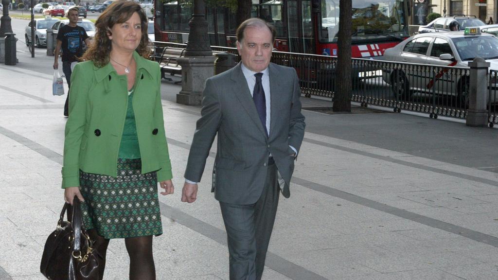 El consejero de Economía y Empleo, Tomás Villanueva, y la viceconsejera de Economía, Begoña Hernandez