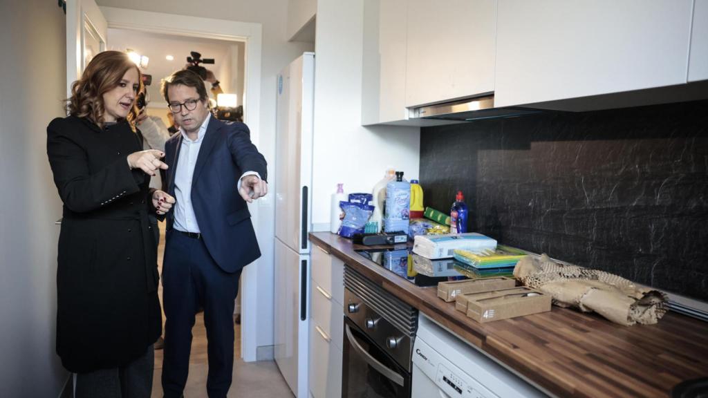 La alcaldesa de Valencia, María José Catalá, visita los pisos de Safranar este lunes