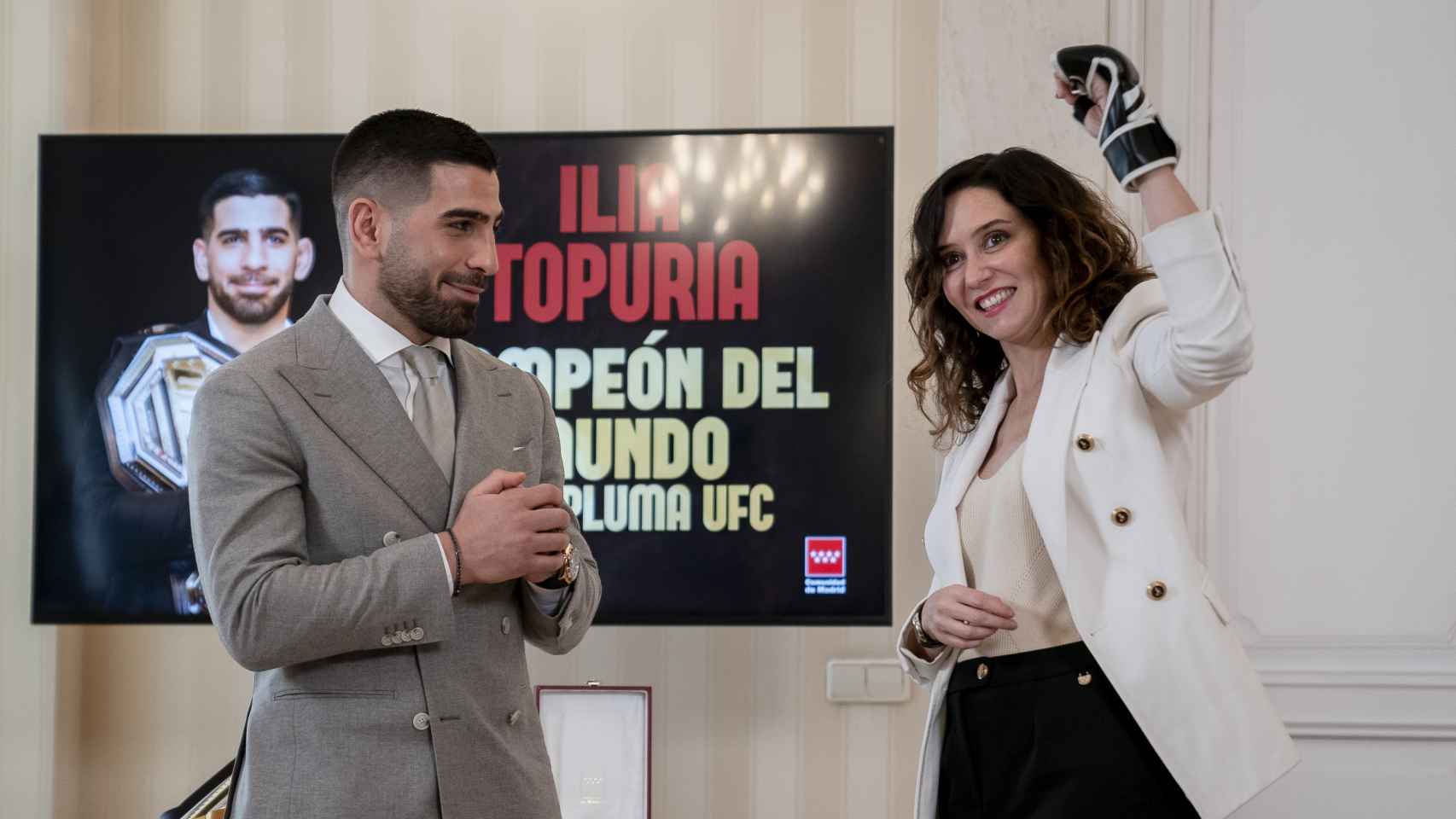 Recepción de Isabel Díaz Ayuso a Ilia Topuria, campeón de la UFC, en la sede de la Comunidad de Madrid