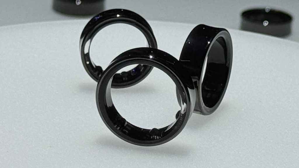 Imagen de varios anillos inteligentes Samsung Galaxy Ring