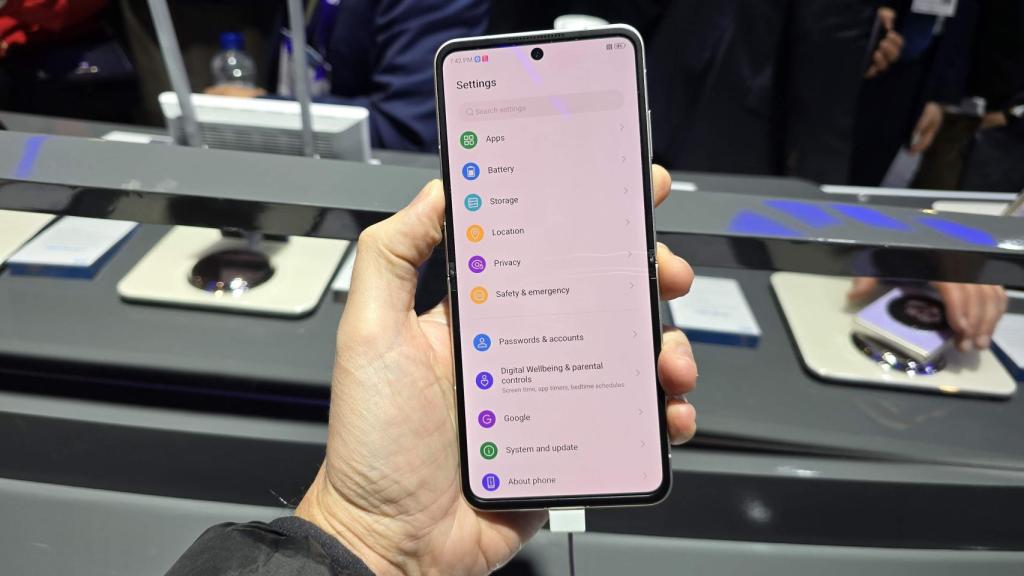 ZTE Nubia Flip 5G