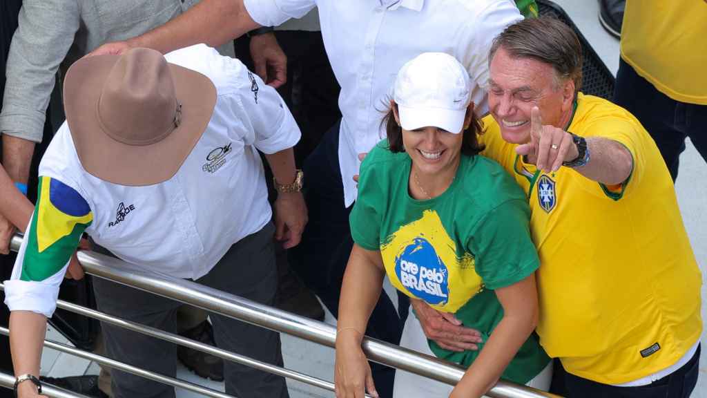 Jair Bolsonaro y su esposa Michelle, durante la manifestación en la avenida Paulista, en Sao Paulo.
