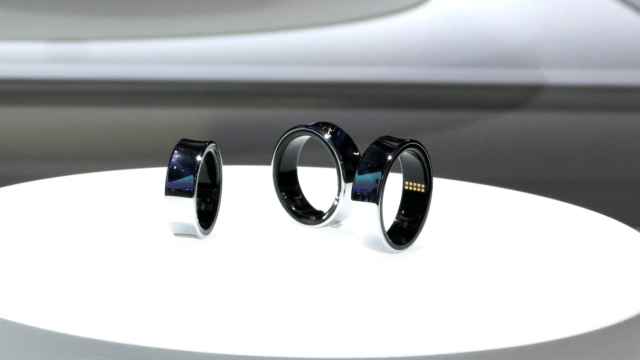 Samsung Galaxy Ring, en color plateado