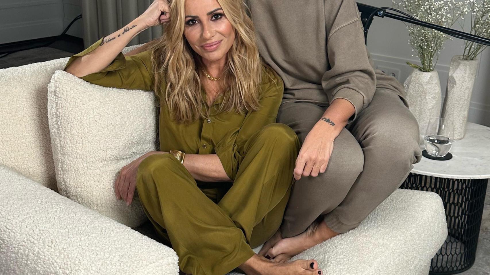 Vicky Martín Berrocal y Marta Sánchez, en una imagen de las redes sociales.