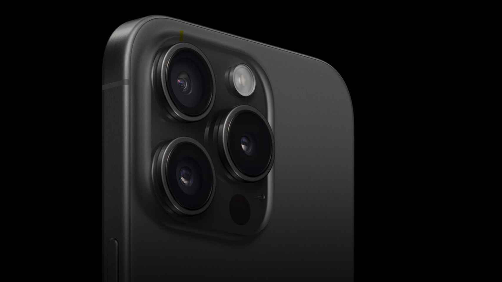 Sistema de cámaras del iPhone 15 Pro Max.
