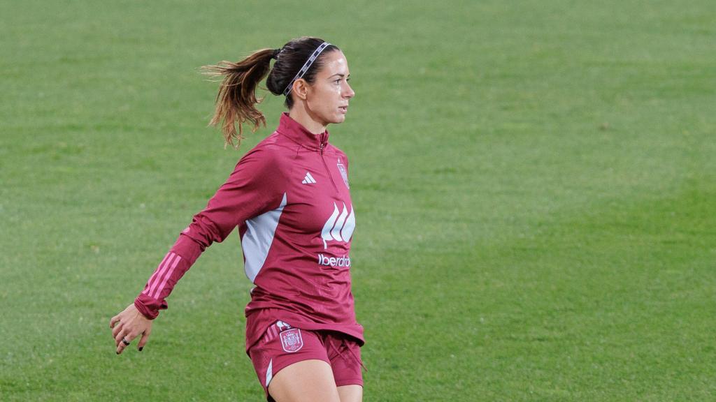 Aitana, durante un entrenamiento de la selección española femenina.