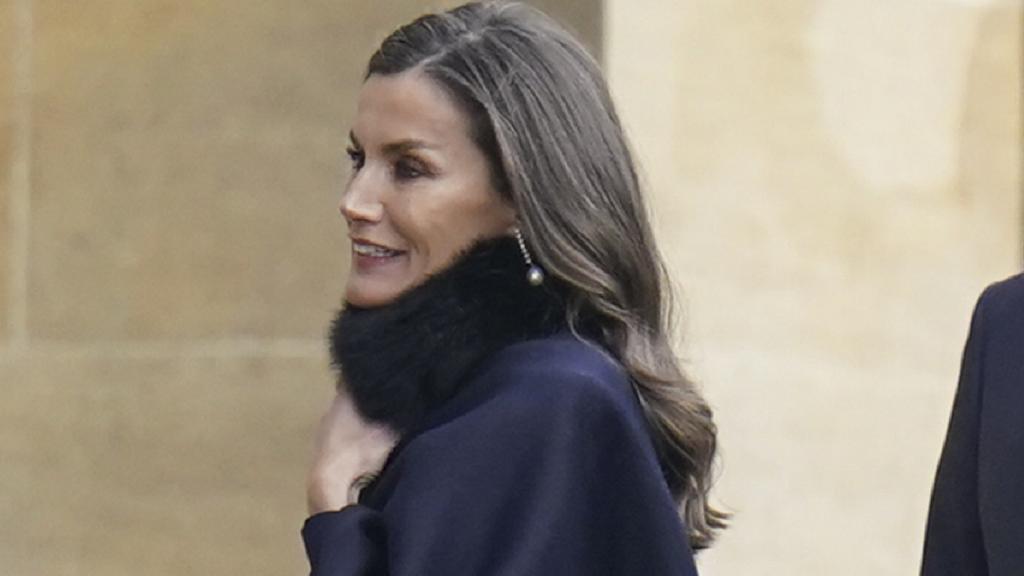 La Reina, a su llegada a la capilla de San Jorge.