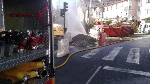 Unas obras provocan en Oleiros (A Coruña) una fuga de gas y el desalojo de un edificio cercano