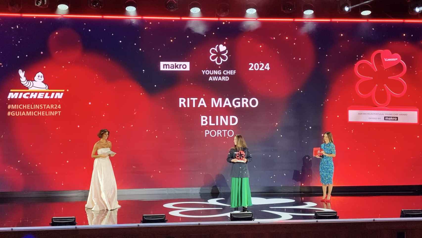 Rita Magro recibe el premio Mejor Chef Joven 2024.