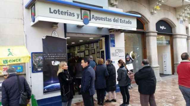 Imagen de archivo de una administración de Loterías de Valencia