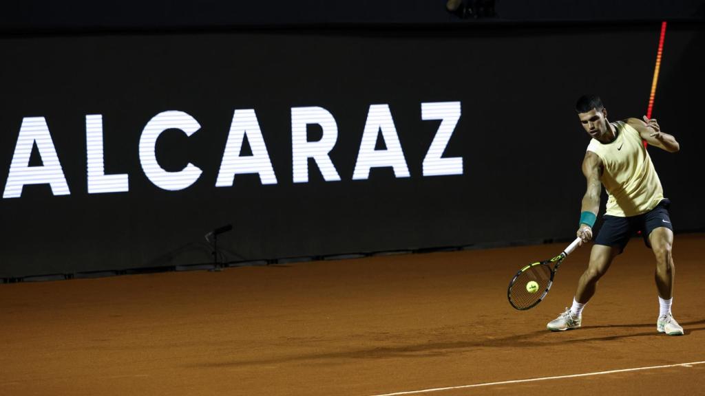Carlos Alcaraz, compitiendo en Río de Janeiro