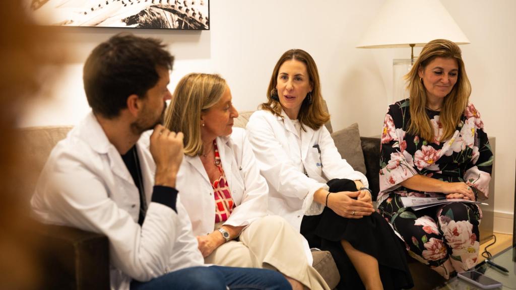 Los doctores durante la presentación a la prensa en el Ruber Internacional de Madrid.