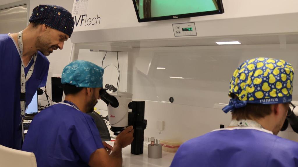 Yosu Franco y su equipo de especialistas.