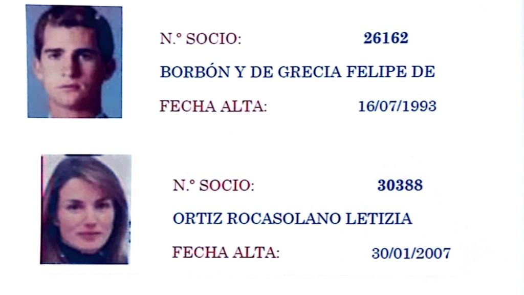 Los reyes, Felipe VI y Letizia. Copia del censo de socios del Ateneo