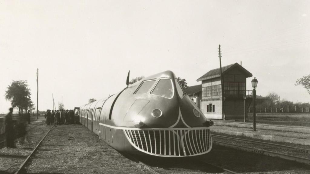 Imagen del primer tren Talgo.