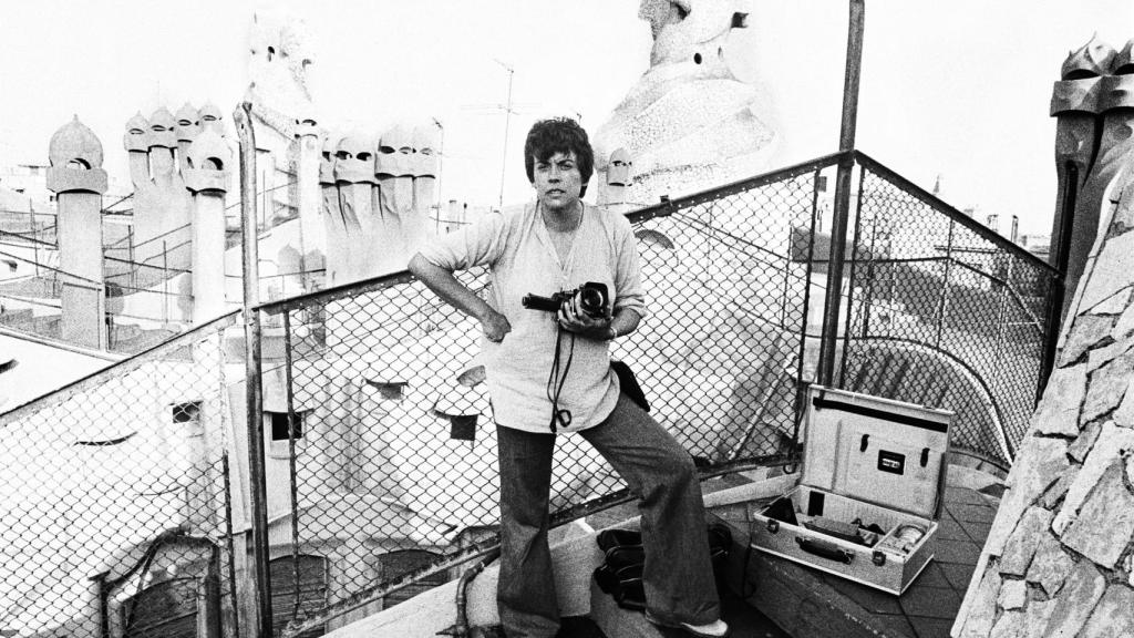 Colita en La Pedrera. Barcelona, 1978 © Archivo Colita Fotografía