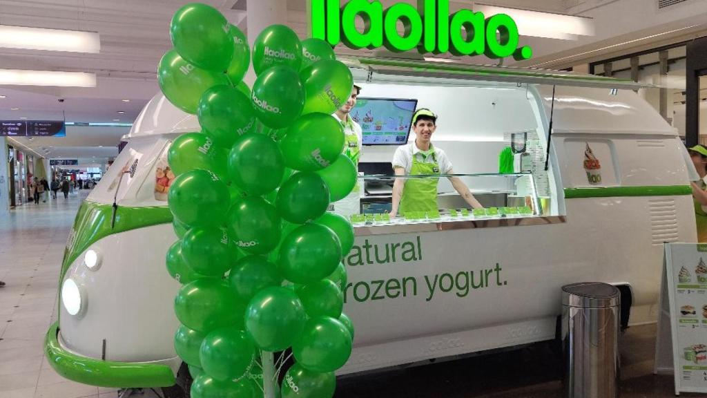 La nueva food truck de Llaollao en Vallsur