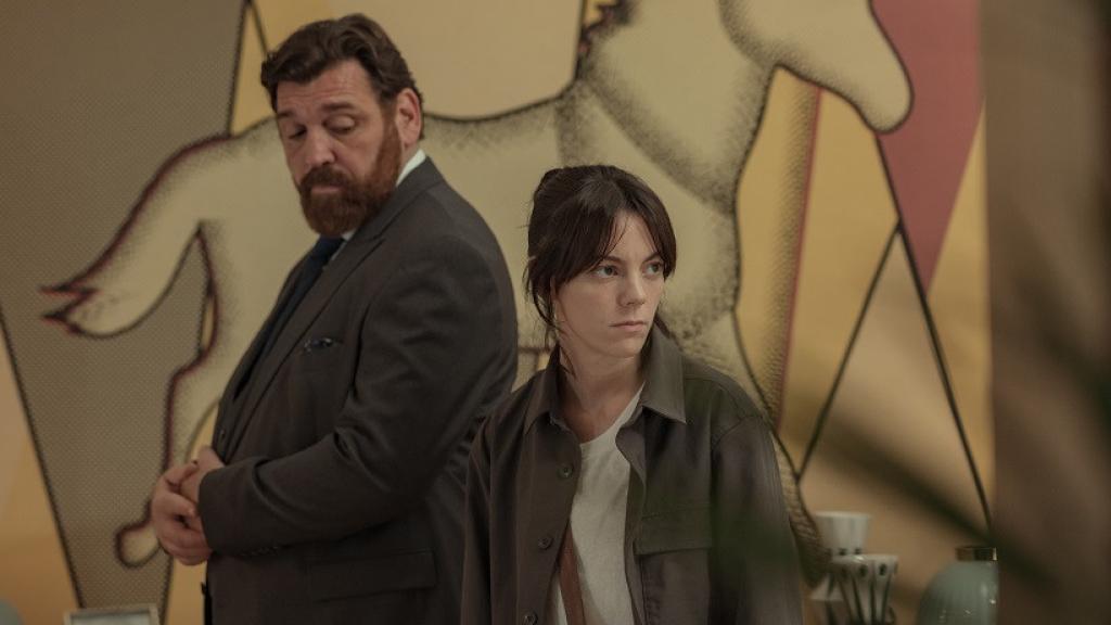 Hovik Keuchkerian y Vicky Luengo en 'Reina roja'