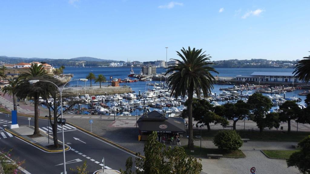 Puerto de Curuxeiras de  Ferrol