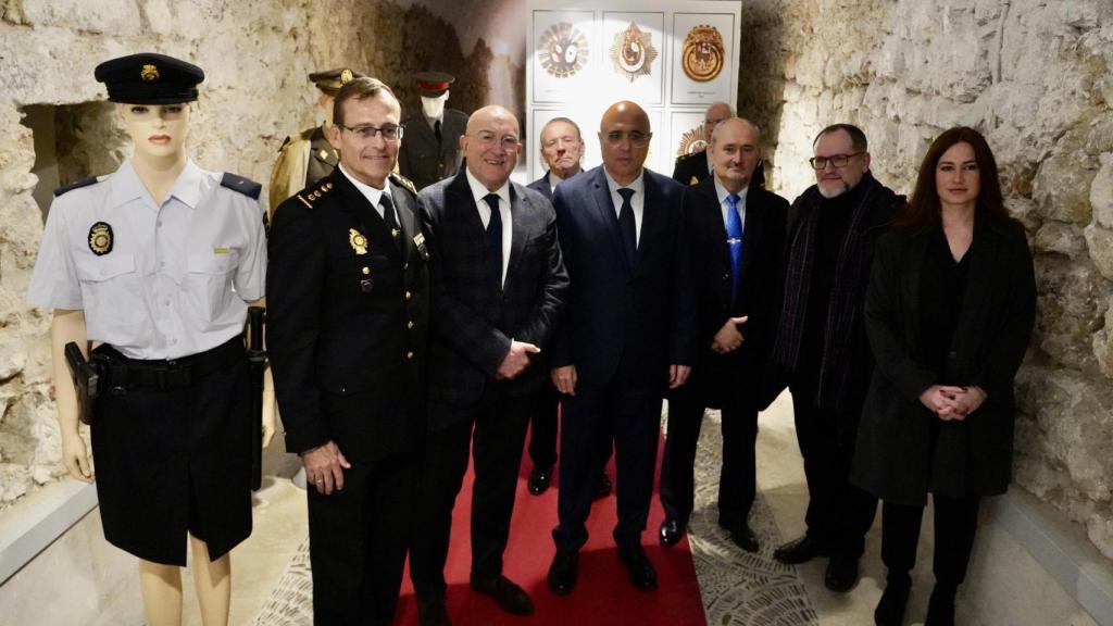 Personalidades en la inauguración de la exposición