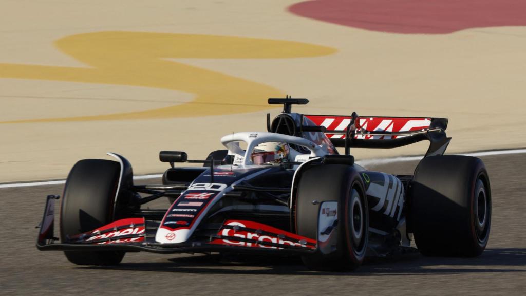 Monoplaza de Haas durante el Gran Premio de Bareín.