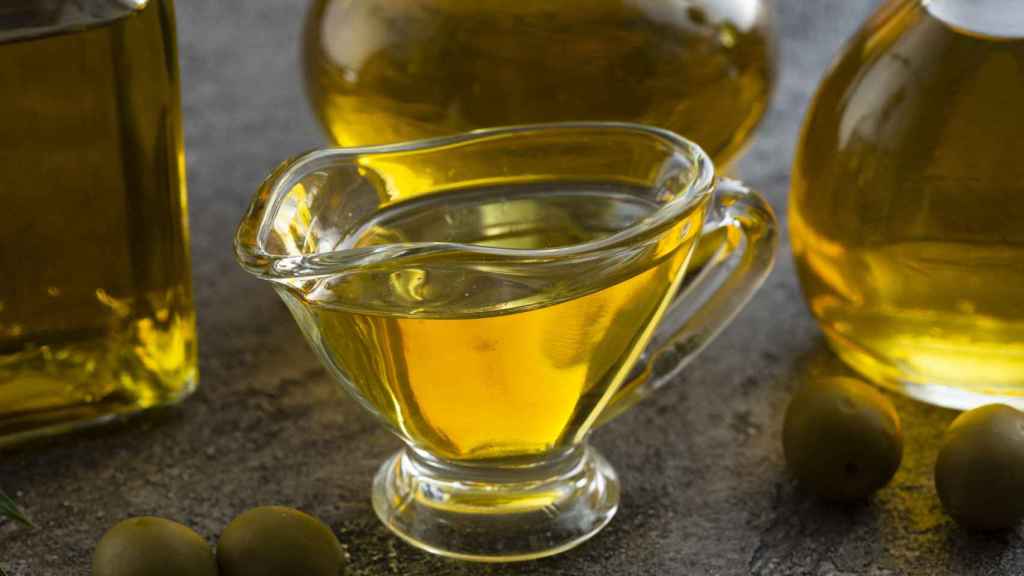Cómo elegir un buen aceite de oliva virgen en el supermercado, según una experta productora
