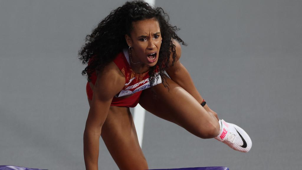 María Vicente, nada más lesionarse en el Mundial de Glasgow.