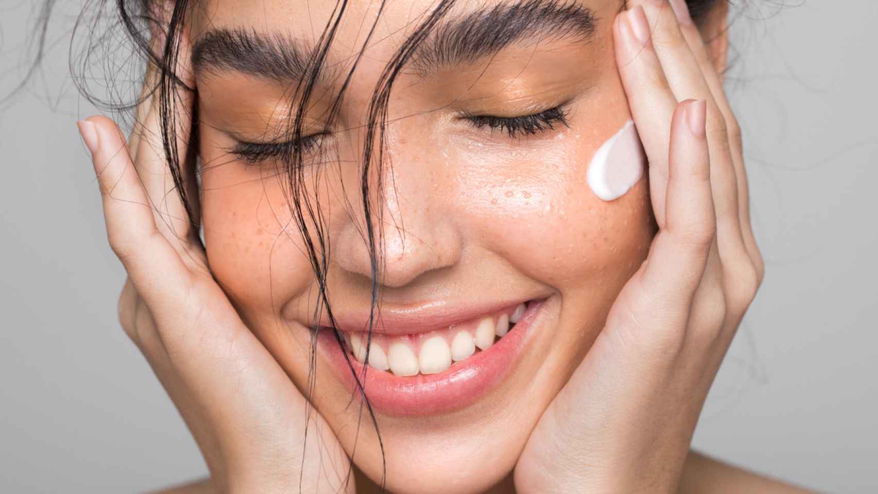 10 cosméticos recargables 'premium' que debes tener en tu radar de belleza 2024