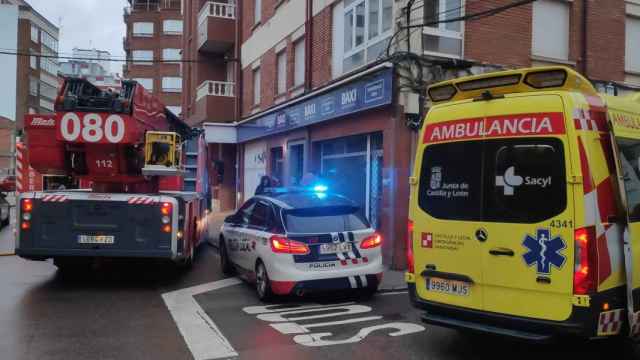 Dos jóvenes se dejan la freidora encendida y se incendia: han sido ingresados en el hospital de León