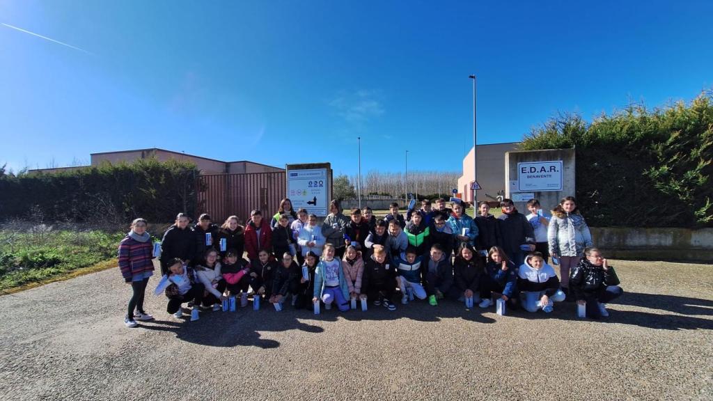 Escolares de Benavente, en la EDAR con Aquona