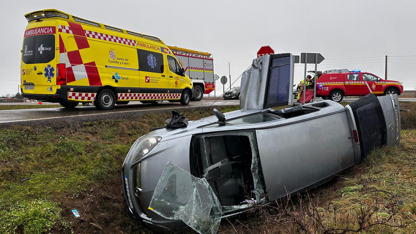 El estado de uno de los vehículos tras el accidente a la altura de Cazanuecos