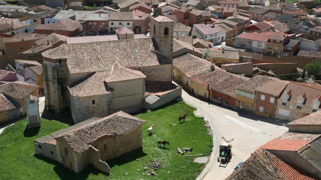 Torrelobatón, uno de los pueblos en riesgo de quedarse sin teléfono fijo