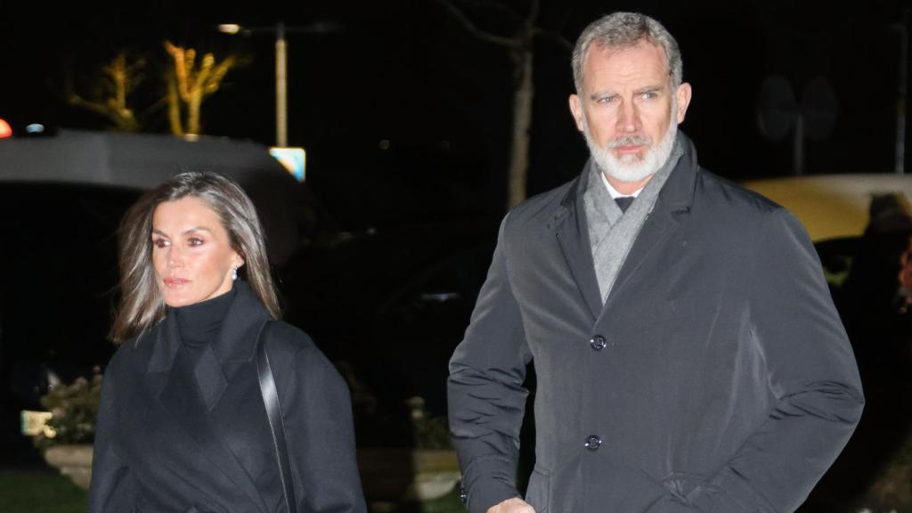 Felipe VI y Letizia, en la misa funeral de Fernando Gómez-Acebo.
