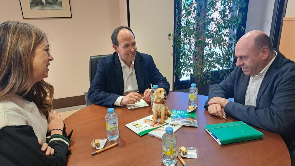 Reunión entre la ONCE y la Junta de Cofradías y Hermandades de Toledo. Foto: Junta de Cofradías.