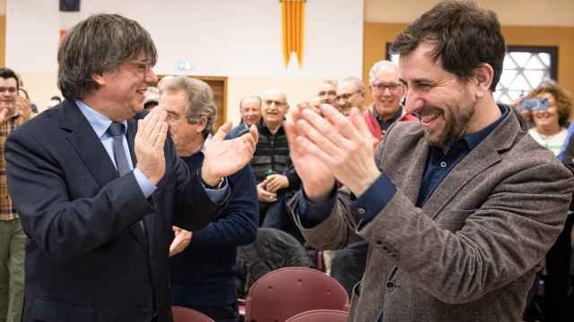 Carles Puigdemont y Toni Comín, este sábado en en Latour-Bas-Elne (Francia) al presentar el nuevo Consell de la República.