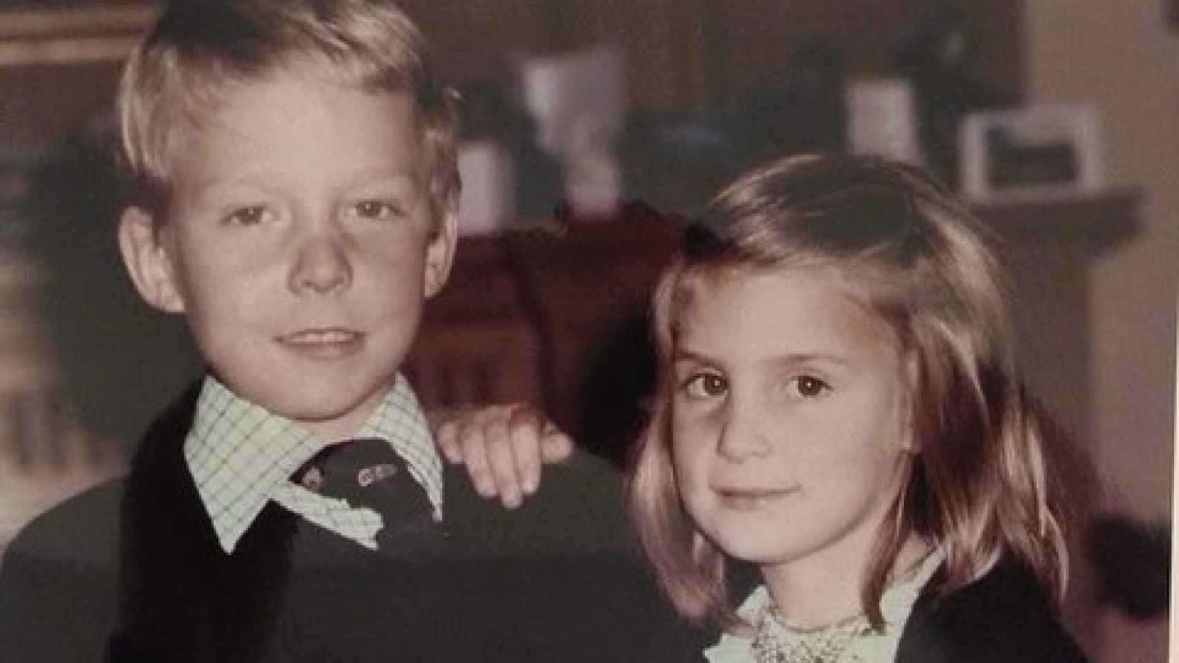 María Zurita y Fernando Gómez-Acebo cuando eran niños. Imagen compartida por la hija de la infanta Margarita.
