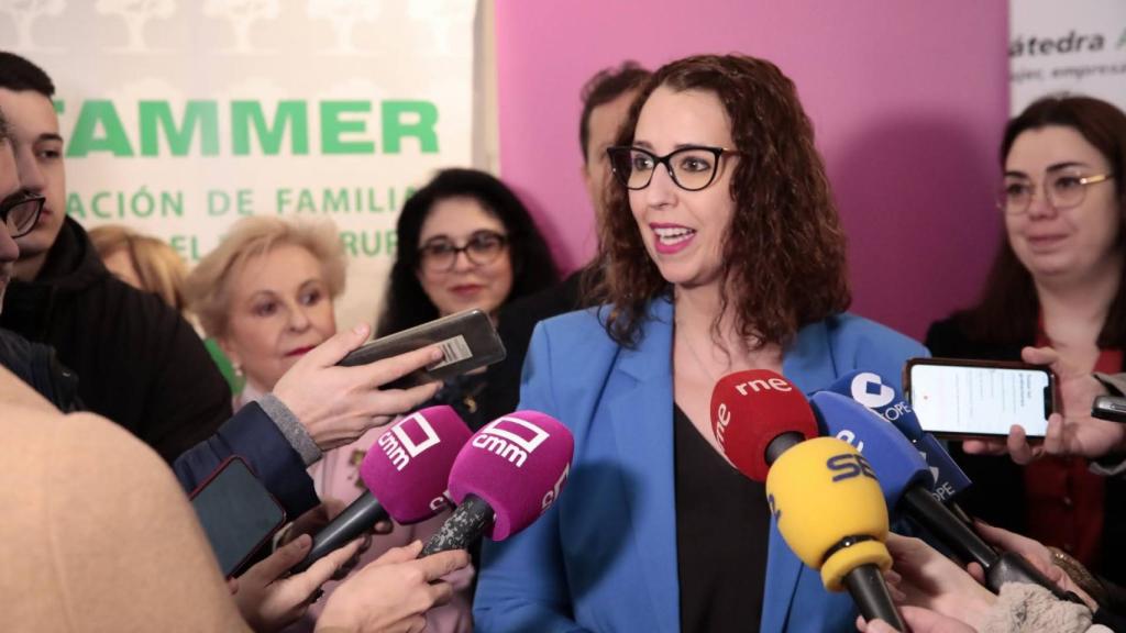 Sara Simón, consejera de Igualdad en la jornada de Afammer
