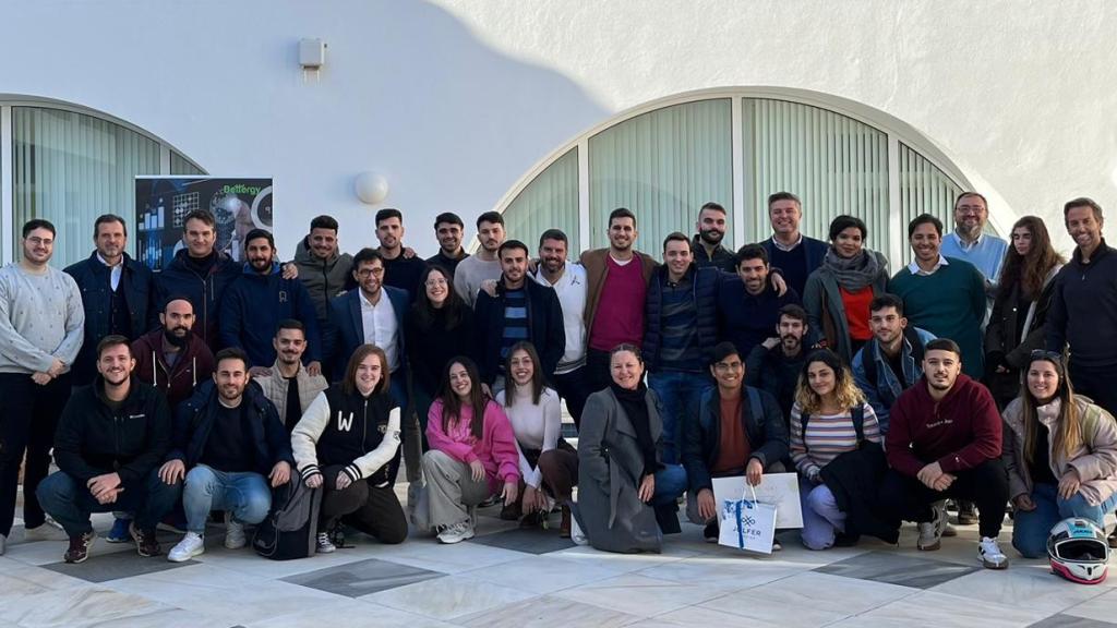 Una imagen de equipo de Bettergy.