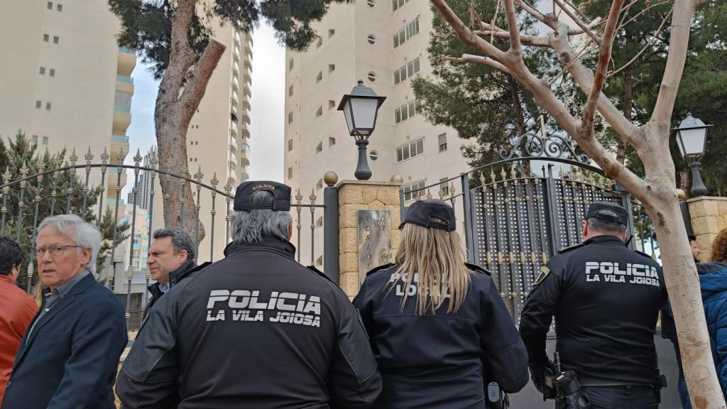 El incendio de una vivienda en Villajoyosa deja 3 personas fallecidas y 15 heridos.