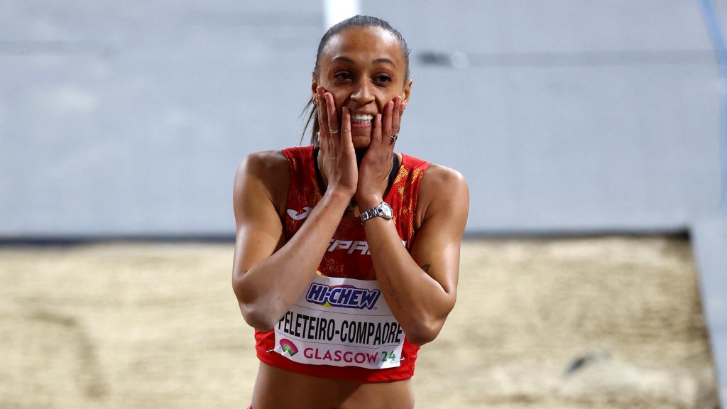 Ana Peleteiro, tras conseguir el bronce en el Mundial.