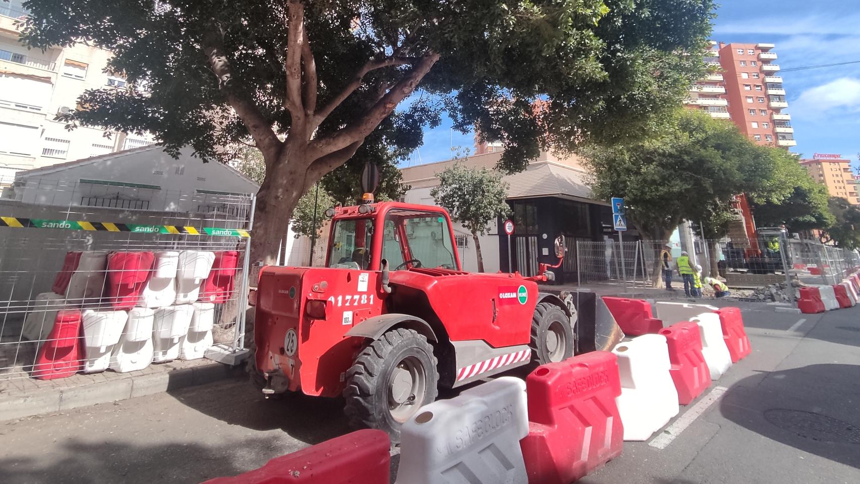 Imagen de los trabajos del Metro de Málaga en la calle Monseñor Carrillo Rubio antes del incidente.