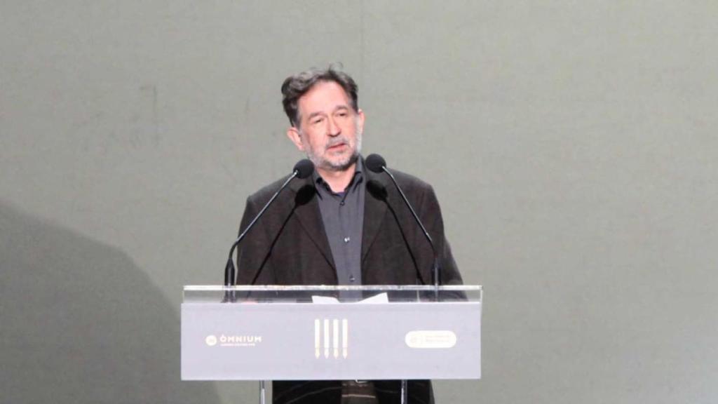 Suso de Toro, en una entrega de premios en 2014 (foto: Omnium Cultural)