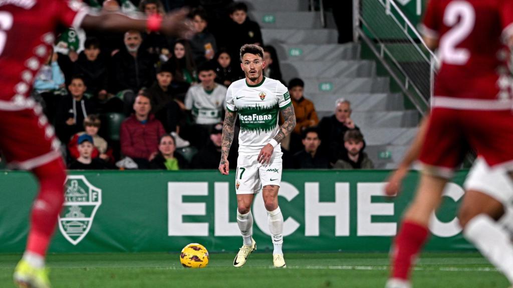 El jugador del Elche Josan.