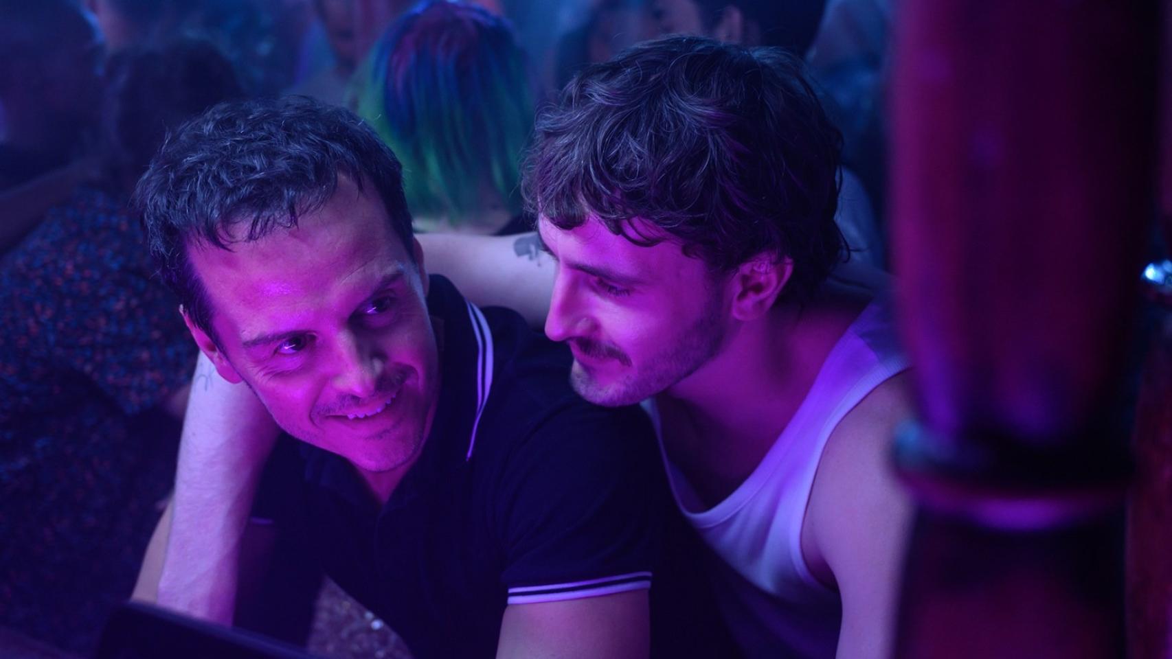 Andrew Scott y Paul Mescal en 'Desconocidos'.