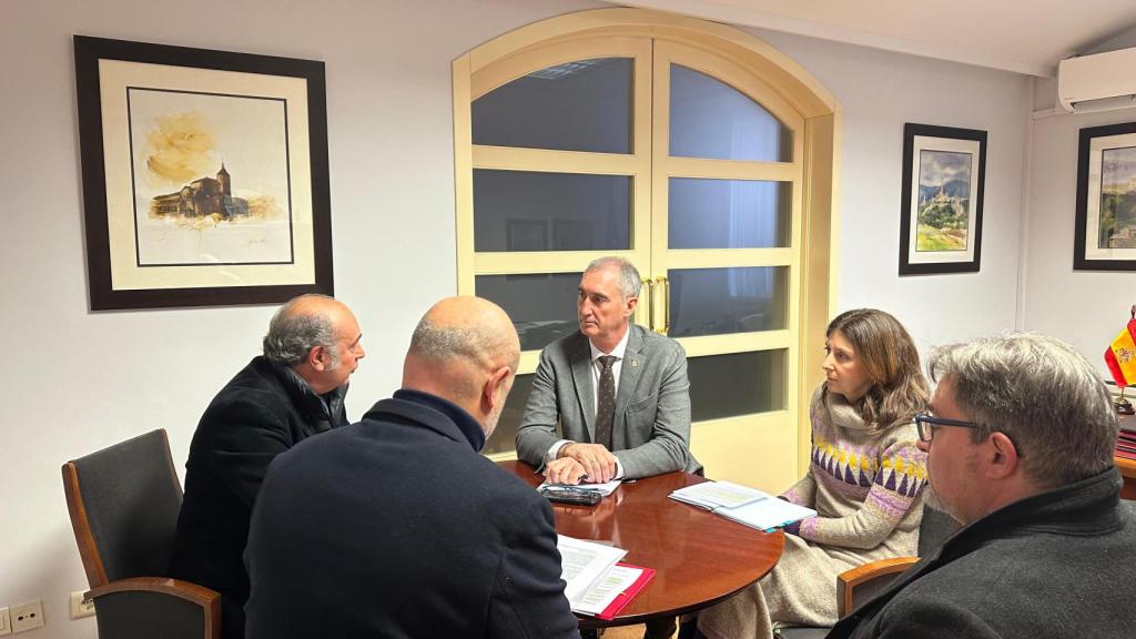 Artesanos ceramistas José Mazarías, Raquel Alonso, Juan Carlos Monroy, Jesús de la Cruz, Emilio Carrasco