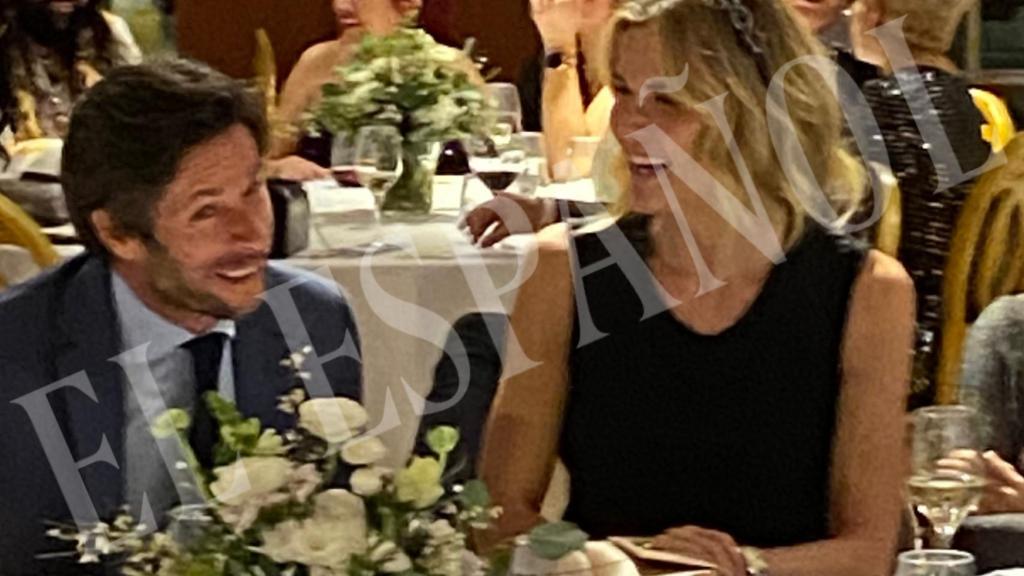 Canales Rivera junto a Regina García en la gala de la revista 'Madrid Magazine'.