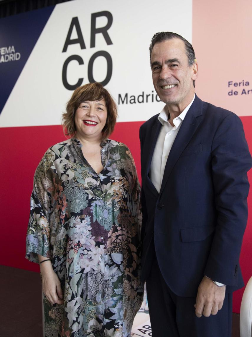 La directora de ARCO, Maribel López junto a Juan Arrizabalaga, director general de IFEMA